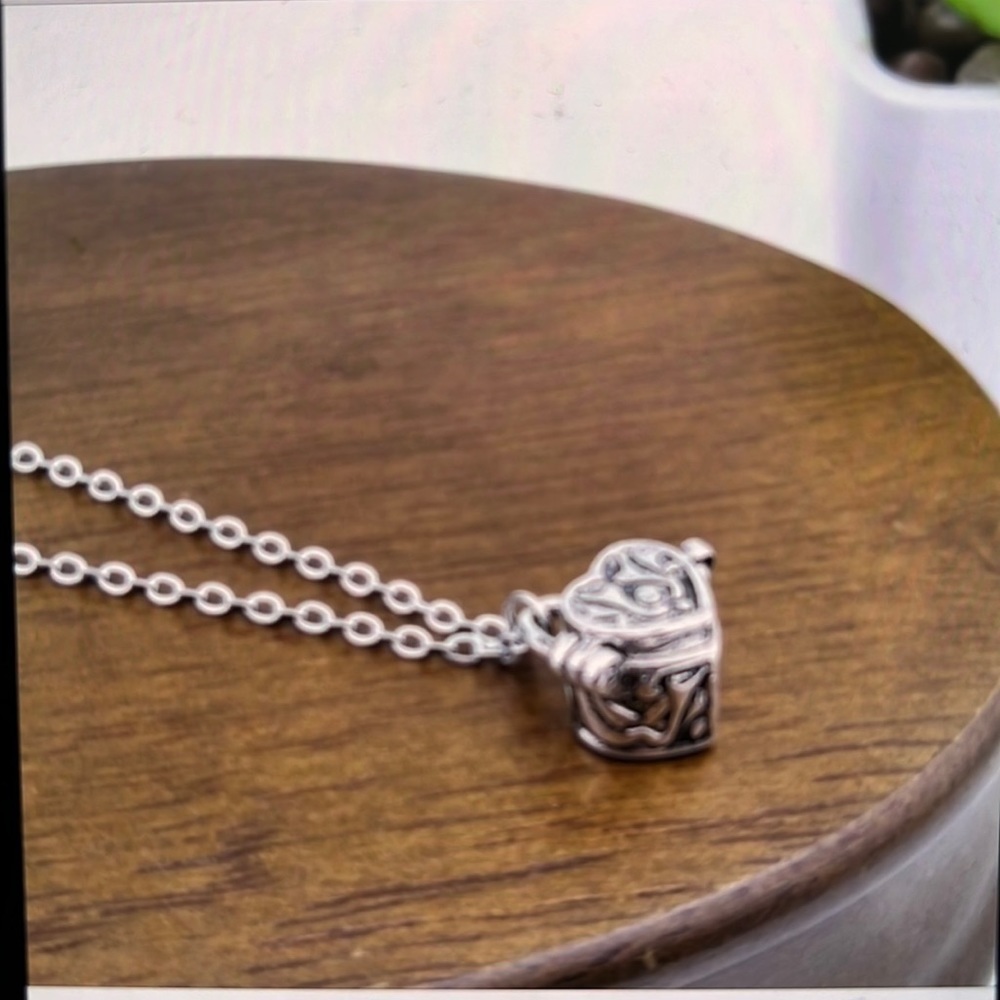 Heart message Box Locket Pendant silver tone chain necklace